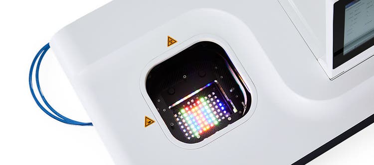 First Microbioreactor light array module