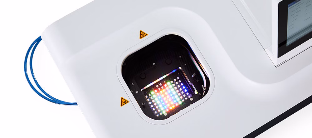 First Microbioreactor light array module