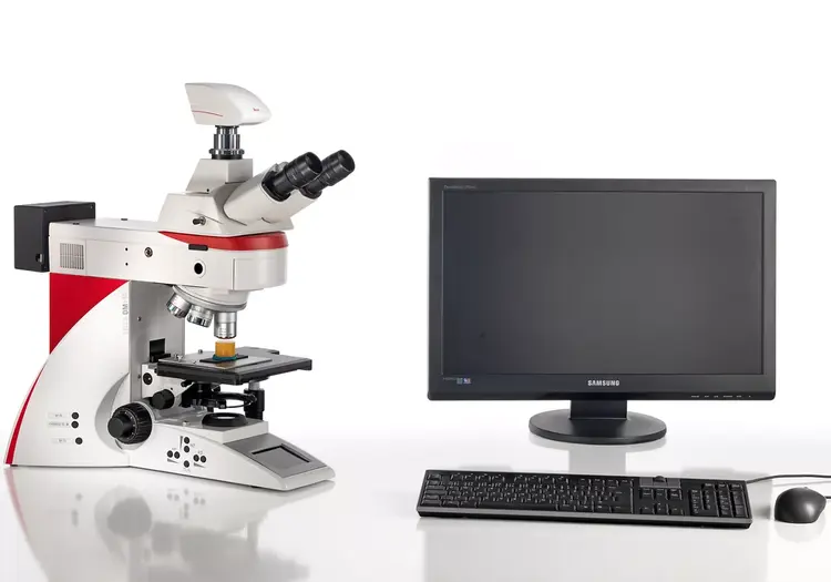DM6 M Metallographic Microscope