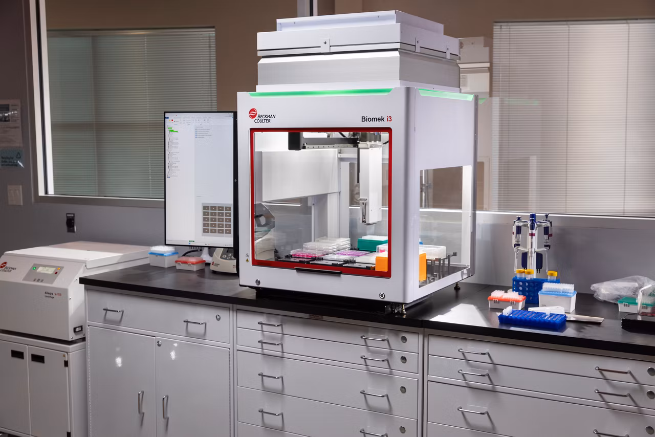 Biomek I3 Lab Bench 2