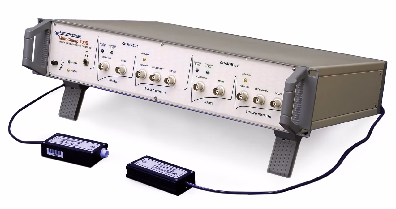 Molecular Devices Axon Clamp 700b Image1