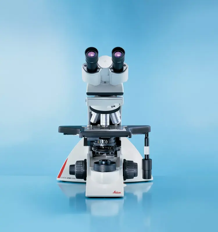 Leica DM2000 Ergonomic System Microscopes for Complex Clinical Applications