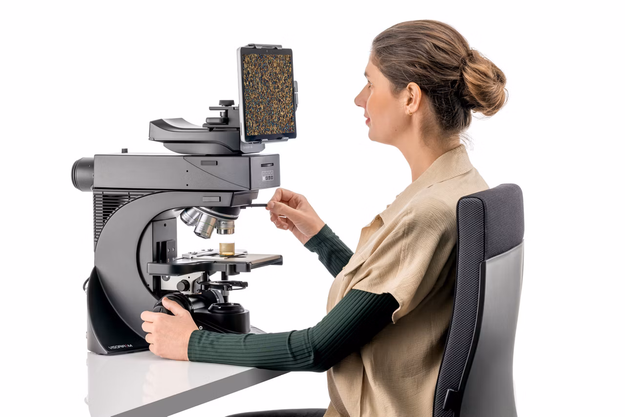 Operating Leica Visoria M Microscope Kid21768365