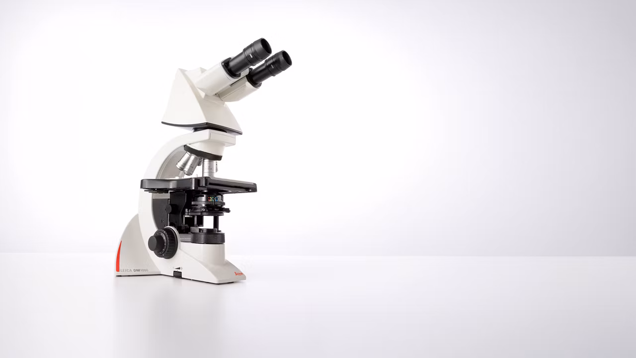DM1000 Uniquely Ergonomic System Microscope
