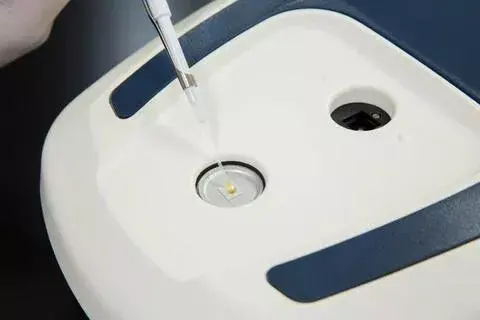 SpectraMax® QuickDrop Micro-Volume Spectrophotometer