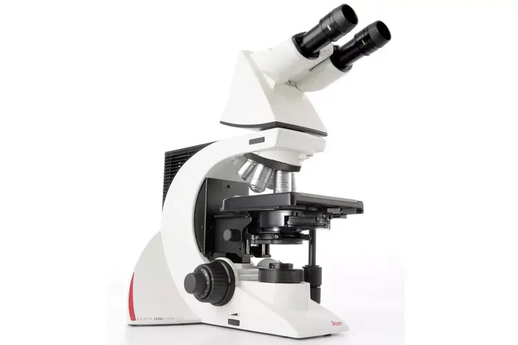 Leica DM2000 LED Ergonomic System Microscopes for Complex Clinical Applications